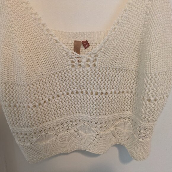 Anthropologie Pilcro Ivory "Crochet Scallop Hem Cami" Sweater Tank - Picture 3 of 9